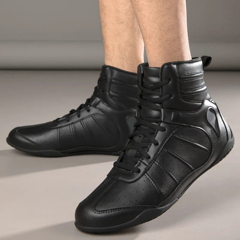 Lace-up boxing shoes (Wrestling shoes)